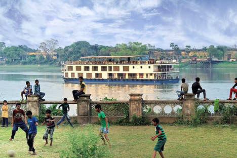 West Bengal River Cruise Vacation Package