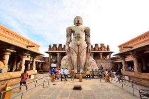 Lord Gommateshwara statue 
